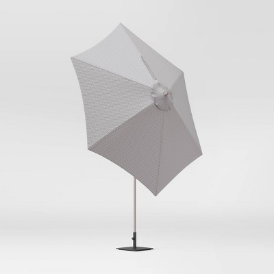 9' Geo Round Patio Umbrella DuraSeason Fabric™ Gray/White - Project 62™