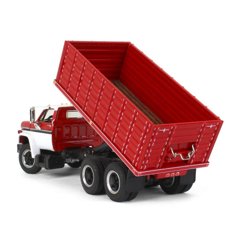 First Gear DCP 1/64 White & Red 1970s GMC 6500 Tandem Axle Grain Truck 60-1198, 4 of 7