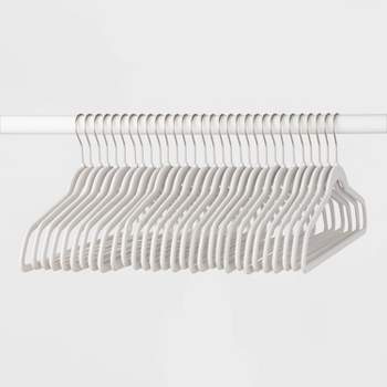 Clorox White Plastic Clothes Hangers – 10 Pack | Ideal for Everyday  Standard Use | Two Accessory Hooks | Value Set, 10 Count