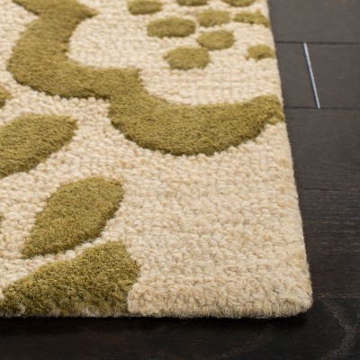 Handmade Beige and Green Wool Viscose Tufted Area Rug, 5'x8'