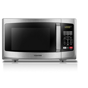 Toshiba 0.9-cu ft 900-Watt Countertop Microwave - 1 of 4