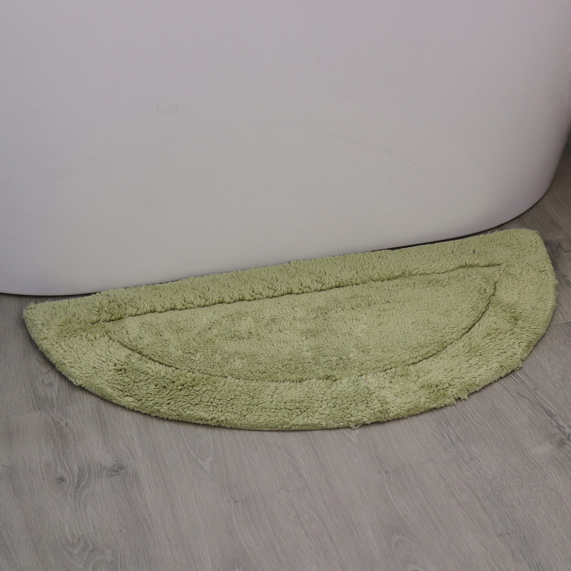 17"x30" Waterford Collection Green Cotton Tufted Bath Rug - Home Weavers