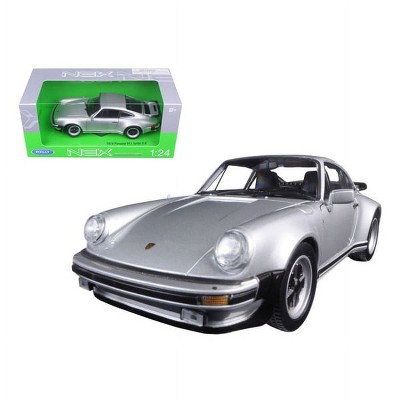 Welly 1:24 1974 Porsche 911 Turbo Silver