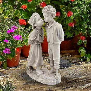 Design Toscano Love's First Kiss Children Garden Statue