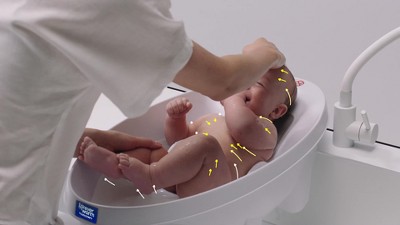 Lulyboo Collapsible and Hangable Baby Bathtub