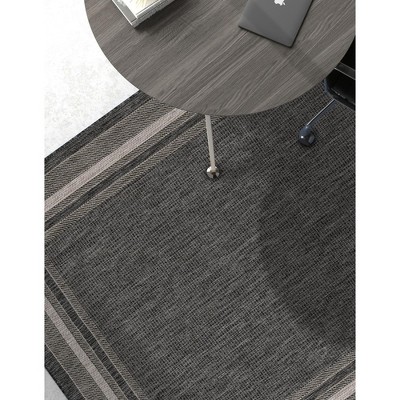 Rectangular Black Synthetic Flat Woven Outdoor Rug 5' x 8'