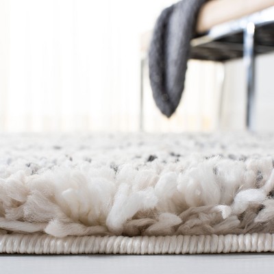 Ivory Round Hand-knotted Shag Rug, 63-inch Synthetic