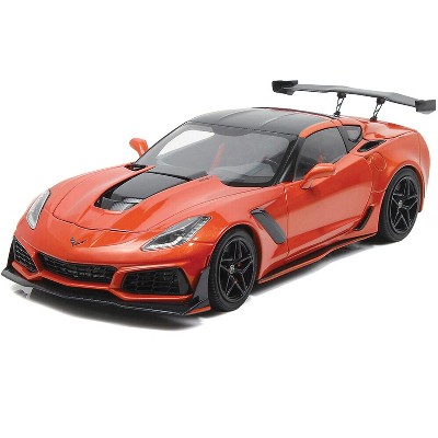 2019 Chevrolet Corvette ZR1 Sebring Orange Metallic with Carbon Top and Hood 1/18 Diecast Model Car by IXO Models
