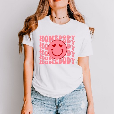 Simply Sage Market Homebody Stacked Smiley Face Short Sleeve Tee