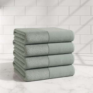Ultra-Soft Cotton and Modern Linen-Like Border Bath Towels - Great Bay Home - 1 of 4