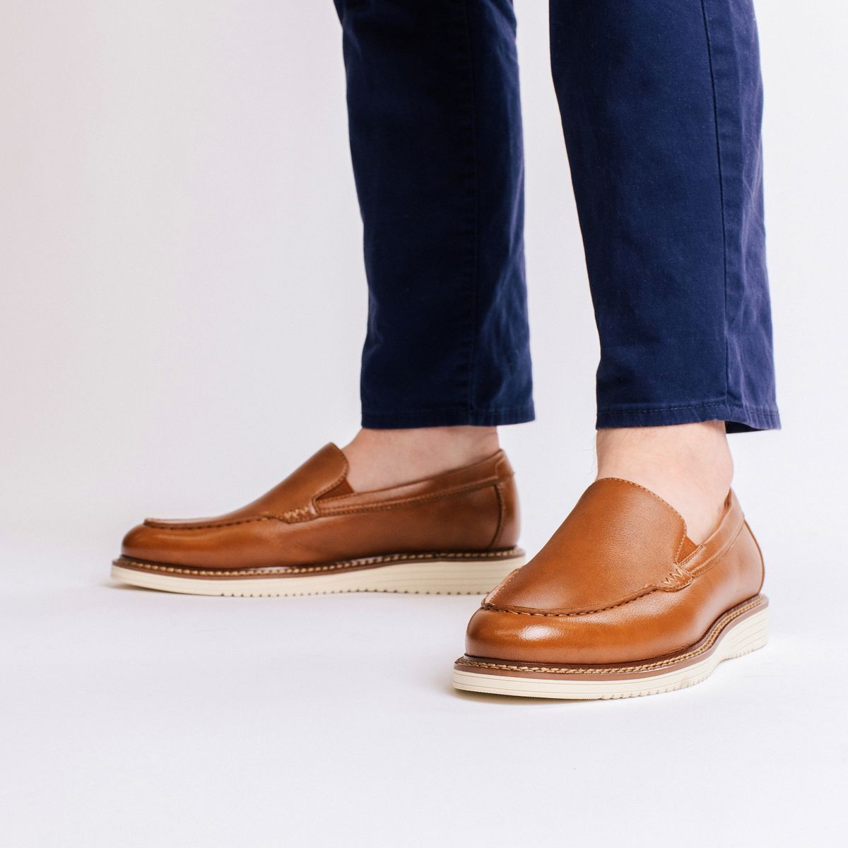 Vance Mens Oneal Medium and Wide Width Venetian Loafer Dress Shoe - thumbnail 9