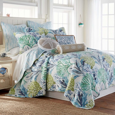 Blue and deals green quilt bedding