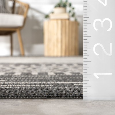 Reversible Gray Synthetic 7'6" x 10'9" Easy-Care Outdoor Area Rug