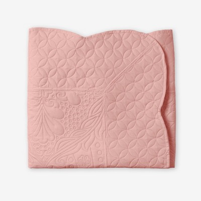 BrylaneHome Lily Pinsonic Damask Throw