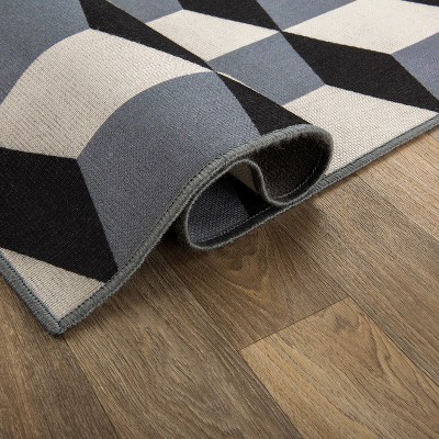 Gray Geometric Flatweave Indoor/Outdoor Area Rug 5' x 7'