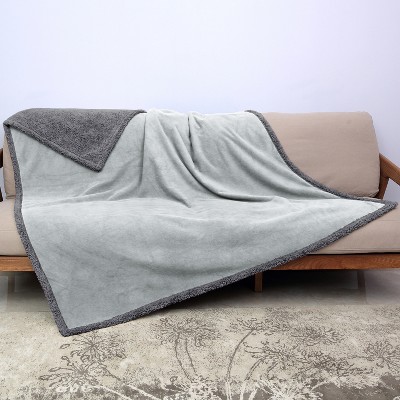 Kritter Planet Queen Size Waterproof Pets Blanket for Dogs Cats, Reversible Protector for Couch Furniture, Washable, Hair Resistant, Stain Proof