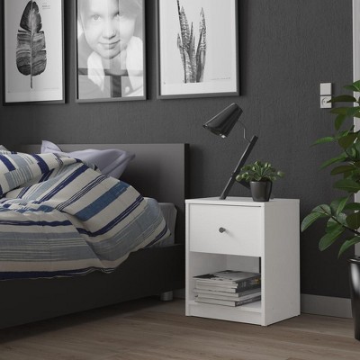 Scandinavian White Compact Nightstand with Eco-Friendly Design