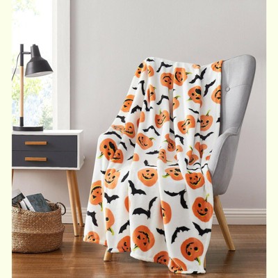 Kate Aurora Halloween Pumpkins Bats Rustic Orange White Ultra