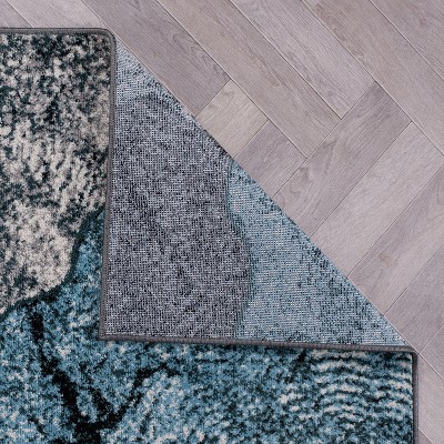 Blue Floral Synthetic Stain-Resistant Runner Rug 2' x 7'