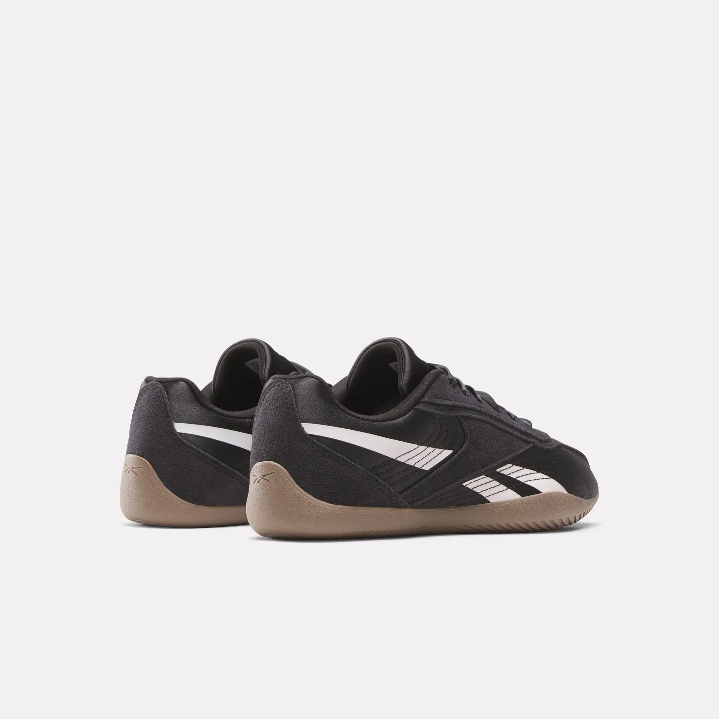 Женские кроссовки Reebok Ultra Lo Shoes Size 8 Black/White/Gum, цвет: Чёрный — фото 3