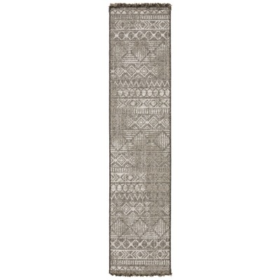 Oriental Weavers Gillian 4925A Beige/ Black Indoor/Outdoor Area Rug - 1'10" x 7'6"