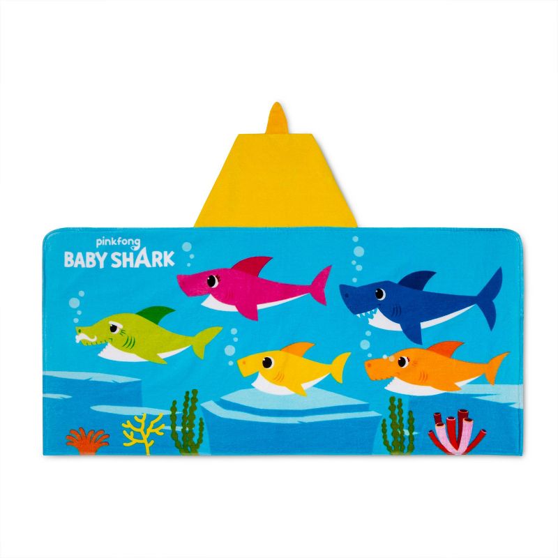 Baby Shark Fun Excursion Kids&#39; Hooded Towel, 3 of 4