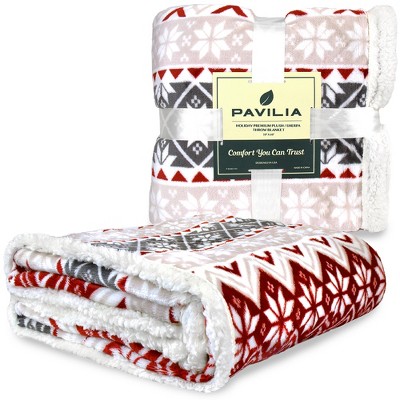 Holiday Snowflake Red and White Reversible Sherpa Throw Blanket