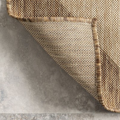Grandeur Beige Synthetic 8' x 10' Transitional Indoor/Outdoor Rug