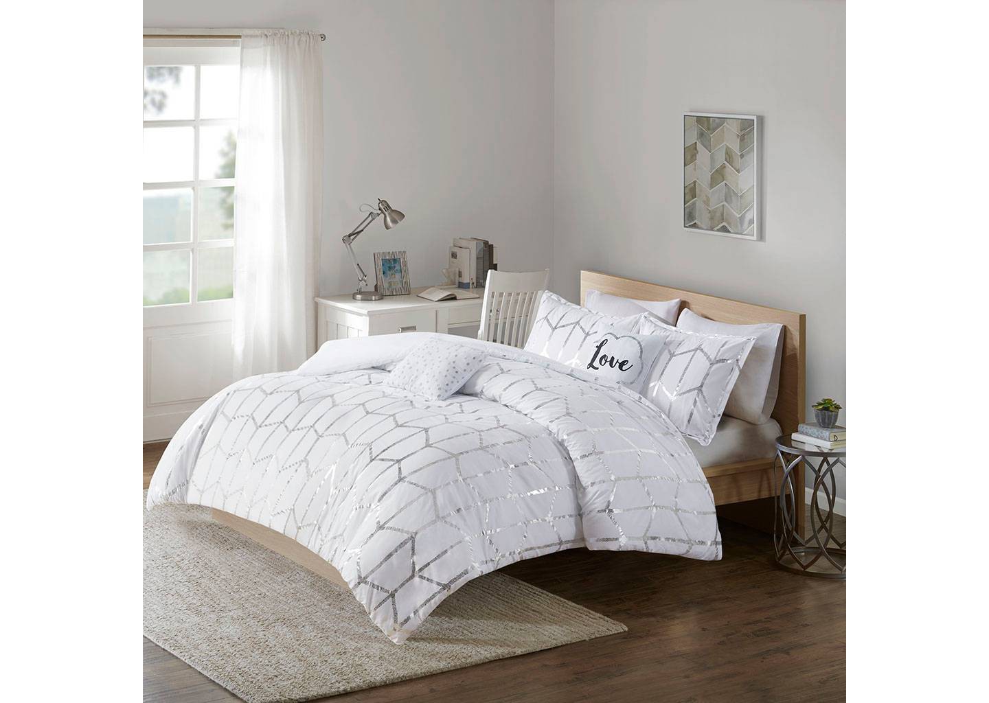 Комплект с одеялом Intelligent Design Twin/Twin XL 4pc Arielle Metallic Printed Comforter Set White/Silver: Hypoallergenic Geometric Bedding, Microfiber, Contemporary, цвет: Белый — фото 2