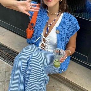 Women's Summer Sweaters Vest  Sleeveless Button Down Cropped Pockets Chunky Knit Cardigan Trendy Tank Tops - 1 of 2