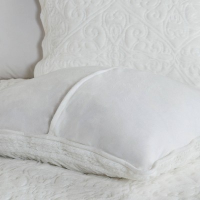 Ivory Faux Fur Embroidered Full Quilt Set