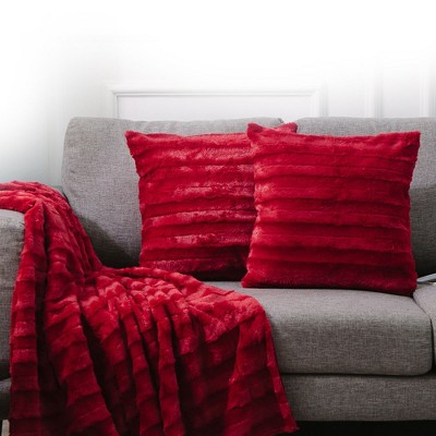 Maroon Reversible Faux Fur and Microplush Throw Blanket