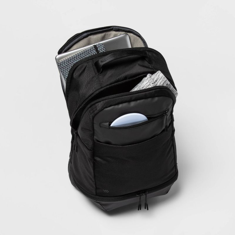 19&#34; Backpack Black - All In Motion&#8482;, 5 of 7