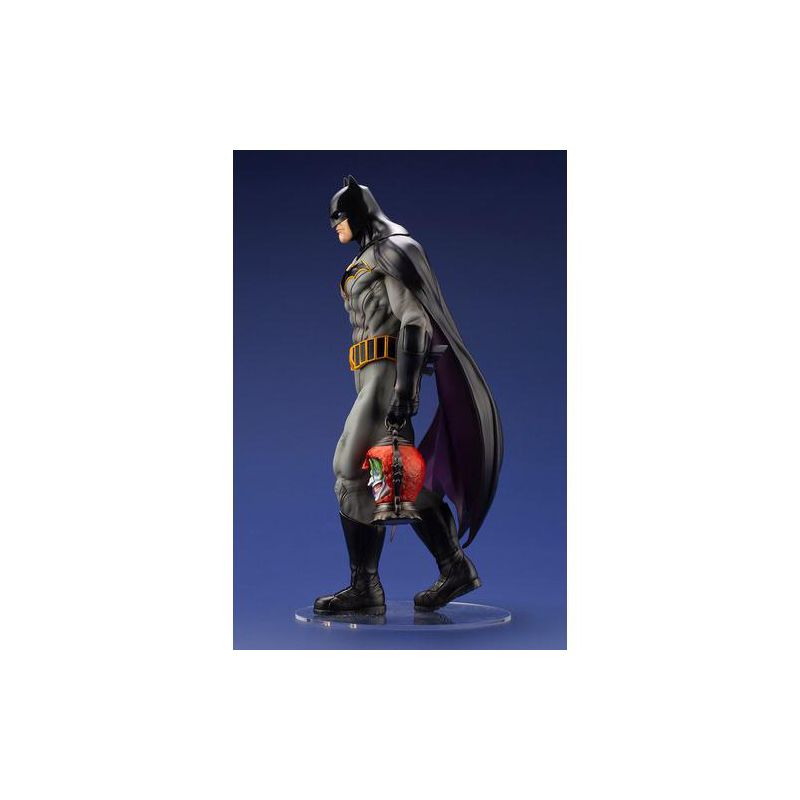 Kotobukiya - DC Universe - Batman: The Last Knight on Earth - Batman ARTFX Statue, 3 of 5