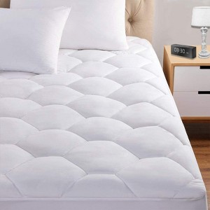 Aoibox Queen Mattress Pad Ultra Soft Quilted Fitted Topper Cover 8-21 Inch Deep Pocket Protector White for Home Hotel - 1 of 4
