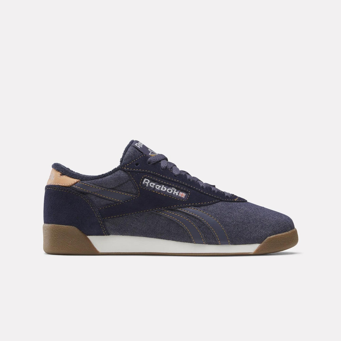 Женские кроссовки Reebok Freestyle Lo Shoes Size 8.5 DARKINDIGO/CHALK/GUM — фото 1