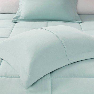 King Ivory Microfiber Down Alternative Comforter Set