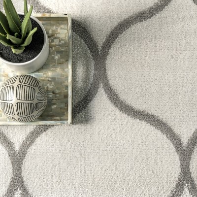 Nuloom Marta Geometric 4x6 Indoor Area Rug for Living Room Bedroom Dining Room Kitchen, Beige/Ivory