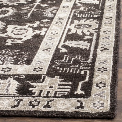 Handmade Gray Wool and Synthetic 4' x 6' Rug