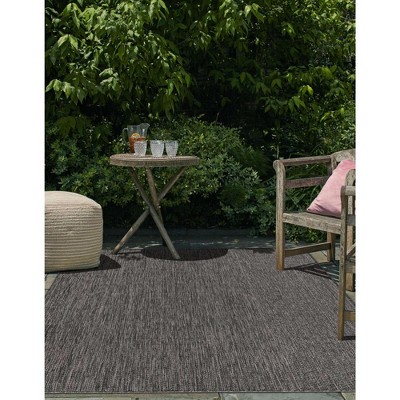 Black Flat Woven Stain-Resistant Outdoor Area Rug 5' x 7'