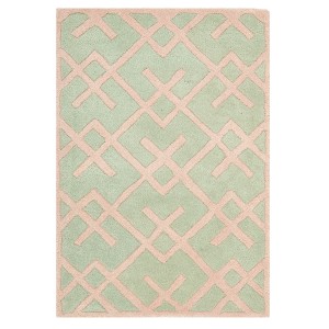Green Geometric Tufted Accent Rug 2