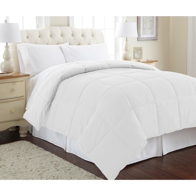 Modern Threads Down Alternative Reversible Comforter.