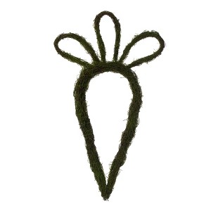 Vickerman 23"H x 12"W Carrot Outline Wreath - 1 of 4