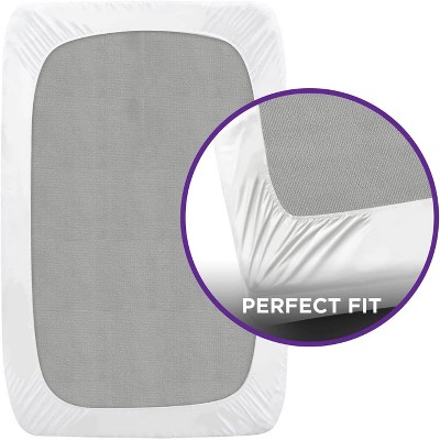 White Waterproof Vinyl Fitted Mattress Protector