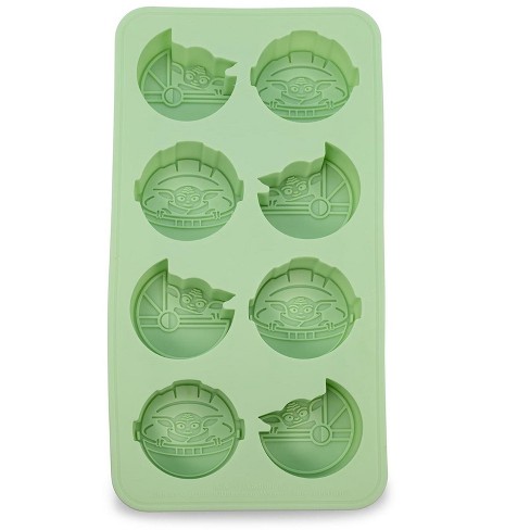 Large Ice Cube Tray - BPA-Free and Flexible Silicone Mold Makes Eight  2x2-Inch Cubes - Chill Water, Lemonade, Cocktails, or Juice by Home-Complete
