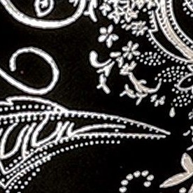 metallic black / silver