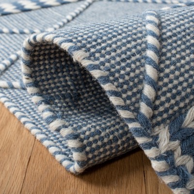 Blue and Ivory Handmade Wool Tufted Shag Rug 4' x 6'