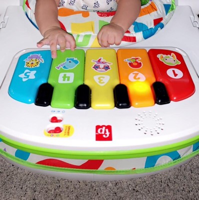 Mesa de actividades para bebé con asiento giratorio de Fisher-Price -  chicBebits