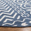Dhurries DHU572 Hand Woven Flat Weave Indoor Rugs - Safavieh - 3 of 3