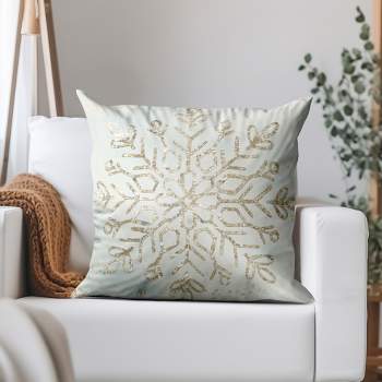 Glistening Snowflake I by Pi Holiday Collection - Minimalist Throw Pillow